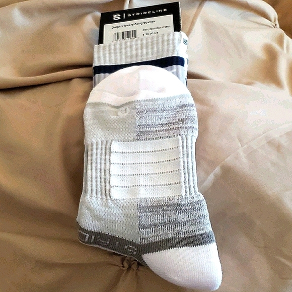 Strideline Dwight Howard Flex Grey Crew Socks - Picture 2 of 4